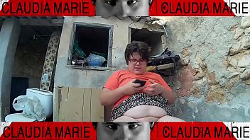 Fucking in an abandoned house