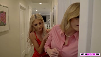 Stepsister finds stepbrothers cock stuck in a vacuum