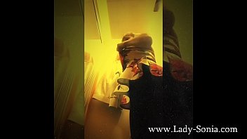 Lady Sonia changes her clothes in a changing room