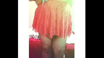 CAROLINA EXITADA SE MASTURBA