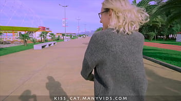 4k public agent 18 babe flashing tits with close up pussy in central park