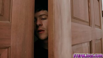 Sexy stepsisters Lacy Lennon and Jewelz Blu c. and gagging on their stepbros huge man meat