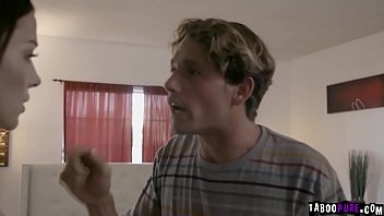 Hot milf Sovereing Syre getting her tight pussy pounded so hard from behind