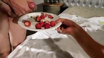 puta aburrida  arma  orgia por internet 2