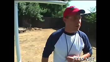 Boner for a glamor brunette Maria