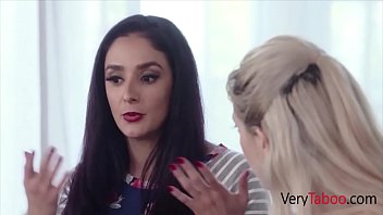 Stepmom Wants To Set Right Expectations For Stepdaughter-Jane Wilde