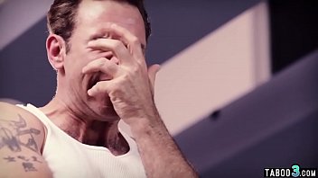 MILF housewife surprised her hubby with a petite teen