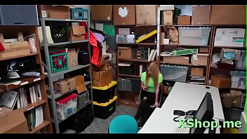 Dirty barely legal floosy Alexa Raye exposes her curves