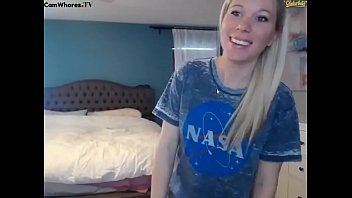 Beautiful Babe Plays with her Boobs and Masturbation Show - Bangmelive.com