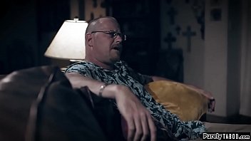 Teens online date is not who he claimed