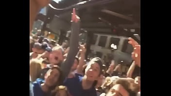 chicago cubs parade flashing boobs