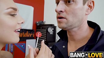 Gabbie Carter, Kailani Kai MILF and Teen Fuck Car Man