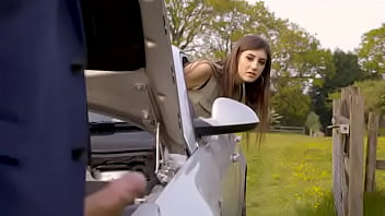 Lina Luxa Enjoys Anal in the Great Outdoors