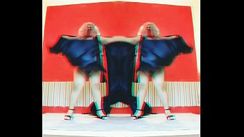 CAROLINA BAILE DESNUDA