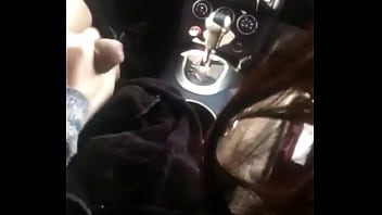 Gf gives random guy handjob he couldn&rsquo_t last 10secs