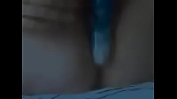 Playing wit big blue dildo