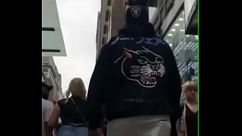 candid street jeans 1