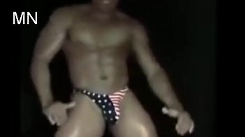 RICARDO MILOS HOT GUY