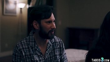 Babe has threesome sex with man and silicone love doll