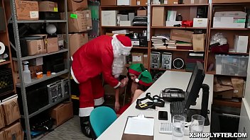 Shoplyfters Harmony Wonder and Elle Vonevas hairy pussy gets romped hard!