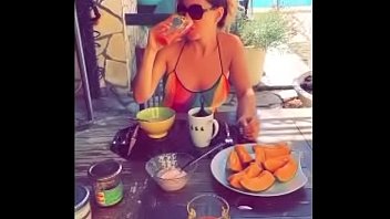 Flashing and Sex in Summer