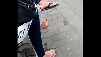 candid feet in flip-flops VID 20180626 150317031 HD