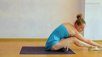 Sexy gymanst Mostik does super hot moves