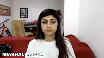 Mia Khalifa - Behind The Scenes Blooper (Can You See Me?)