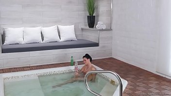 India Summer and Jasmine Jae