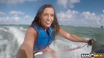 Kelsi Monroe&rsquo_s Island