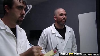 Pornstars Like it Big - District 69 scene starring Courtney Cummz and Johnny Sins