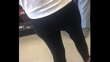 Candid booty - 02 Latina Part 1