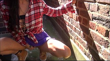 Sexy amateur public flashing and voyeur babe Skylars outdoor exhibitionism expos