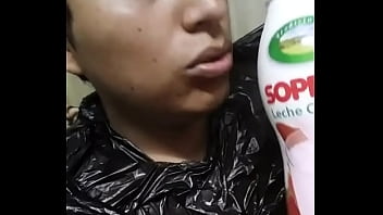 CHILEAN GUY LOVES MILK AND BIG DICK SOLDIERS