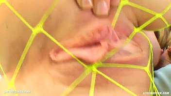 Gil Sky showing her fingering skill on Give Me Pink with passion