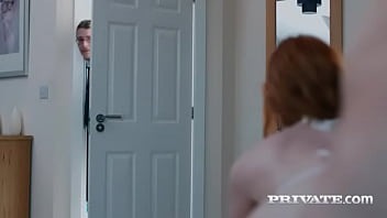 Ella Hughes&rsquo_ Husband Is a Cuckold Devout Who Loves Watching Sperm Spilled Over His Wife&rsquo_s Hairy