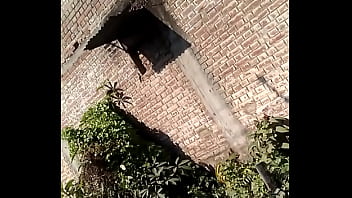 flashing dick to red top women