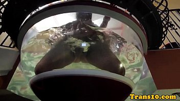 Glamour ts wanking her cock in hottub