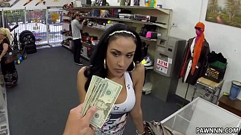 Big titty Latina is a slut for some cash - XXX Pawn