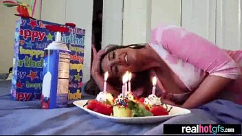 (layla london) Real Girlfriend Like To Play And Bang On Cam  mov-19