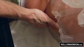 KELLY MADISON Masquerade Sexcapade