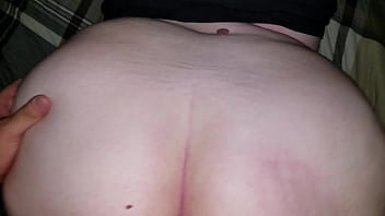 Pretty pink asshole cumshot