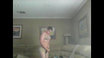 Guy tries on Girlfriends stuff