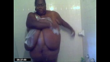 SSBBW black amateur MsBinthere shower
