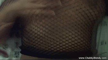 Creampie POV Italian MILF Style!
