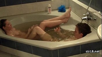 exgf 18 yo beauties first time