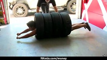 Amateur has sex for some quick cash 22