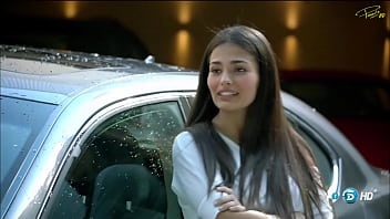 Macarena Garc&iacute_a, Sara S&aacute_lamo, Lorena Van Heerde y chica en la ducha en B&amp_B