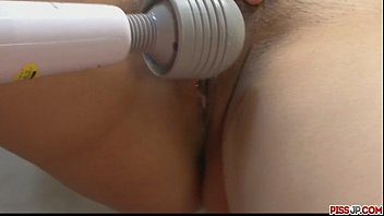 Reina Sakai hot pussy finger fucking action