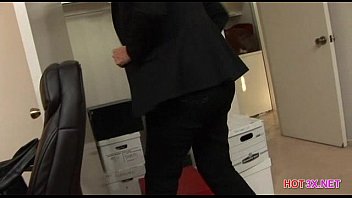 Hot3X.NET The.Stepmother.5.CD1 02